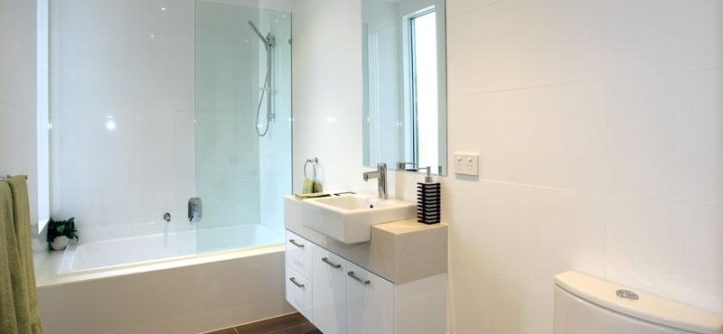 How to Best Renovate a Small Bathroom