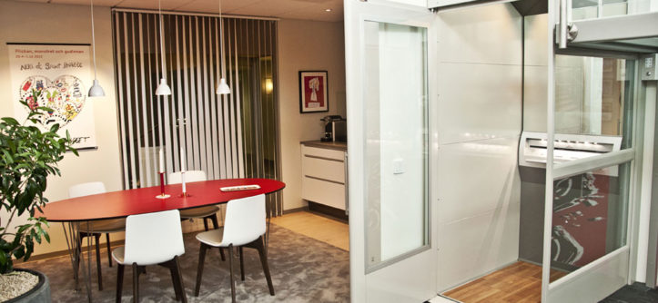 3 advantages of getting a platform lift at home